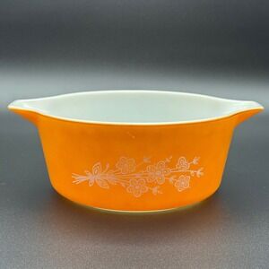 Vintage Pyrex 475-B Butterfly Gold 2.5 Quart Round Casserole Dish Orange